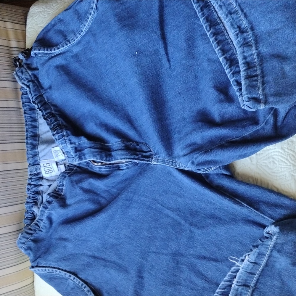 BDG Urban Outfitters Relaxed Fit Dark Blue Jeans 30